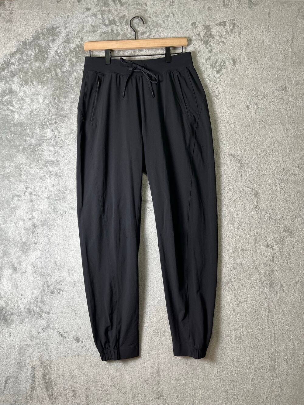 Lululemon License to Train High-Rise Pant Black Size 8 Athleisure Track Work Out